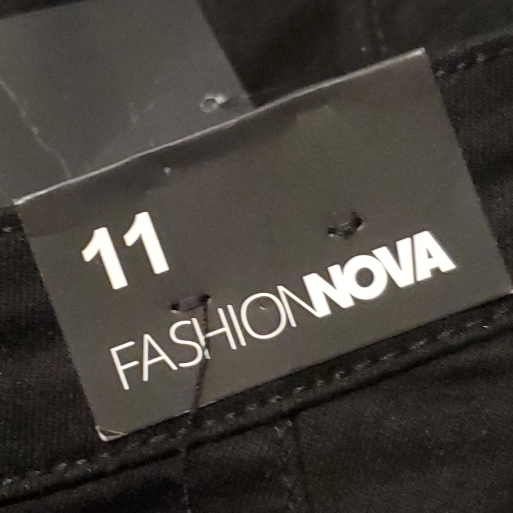 Nwt Fashion Nova Valentina High-Rise Flair Black Jeans - Picture 7 of 11